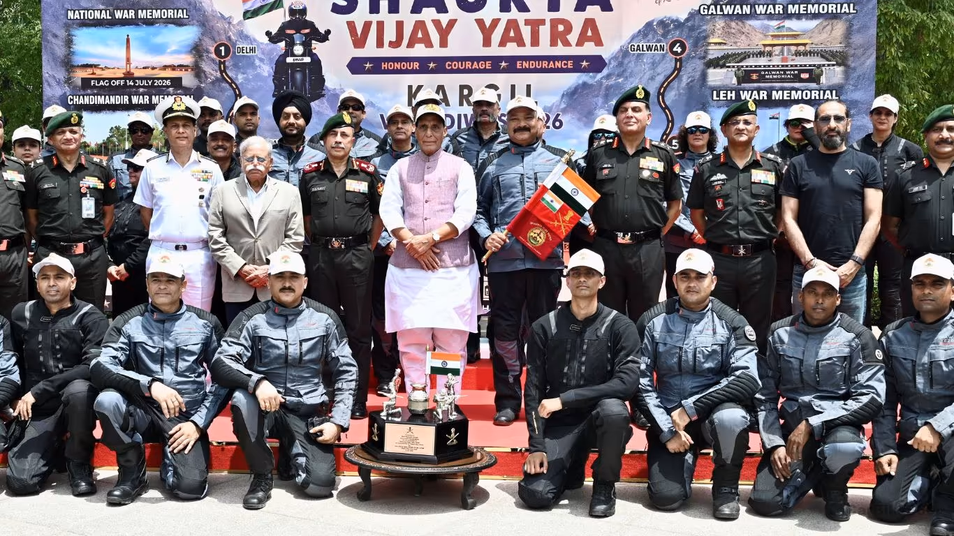 Kargil Vijay Diwas 2026 Shaurya Vijay Yatra Jawa Yezdi Ride Flagged Off