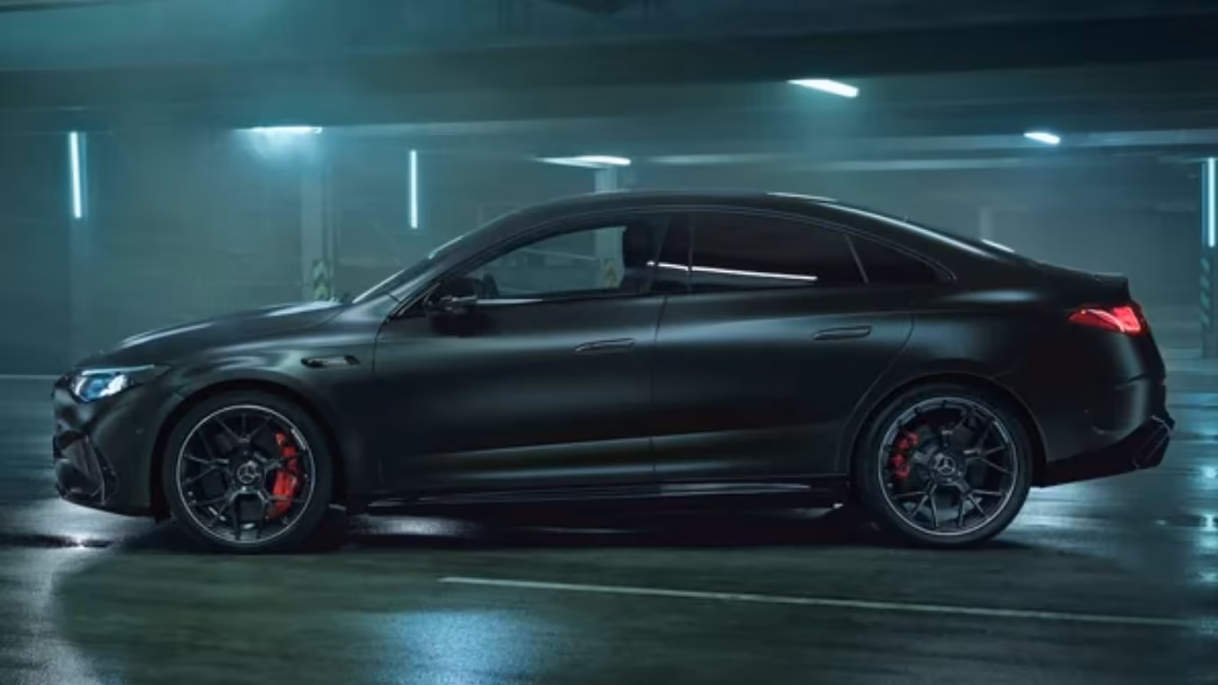 Mercedes CLA 45 4Matic Side View