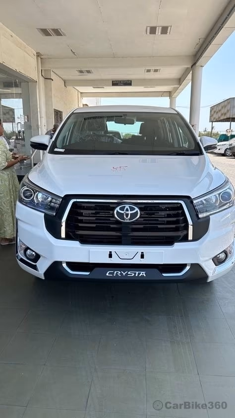 Toyota Innova Crysta: The Premium MPV for Families Toyota Innova Crysta: The Premium MPV for Families