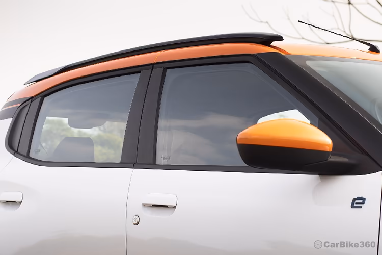 Citroen eC3 Side Glass Housing